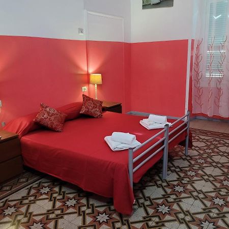 Relax On 247 Hostel โรม ภายนอก รูปภาพ