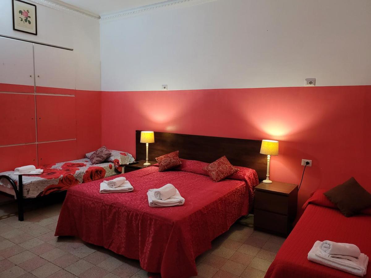 Relax On 247 Hostel โรม ภายนอก รูปภาพ