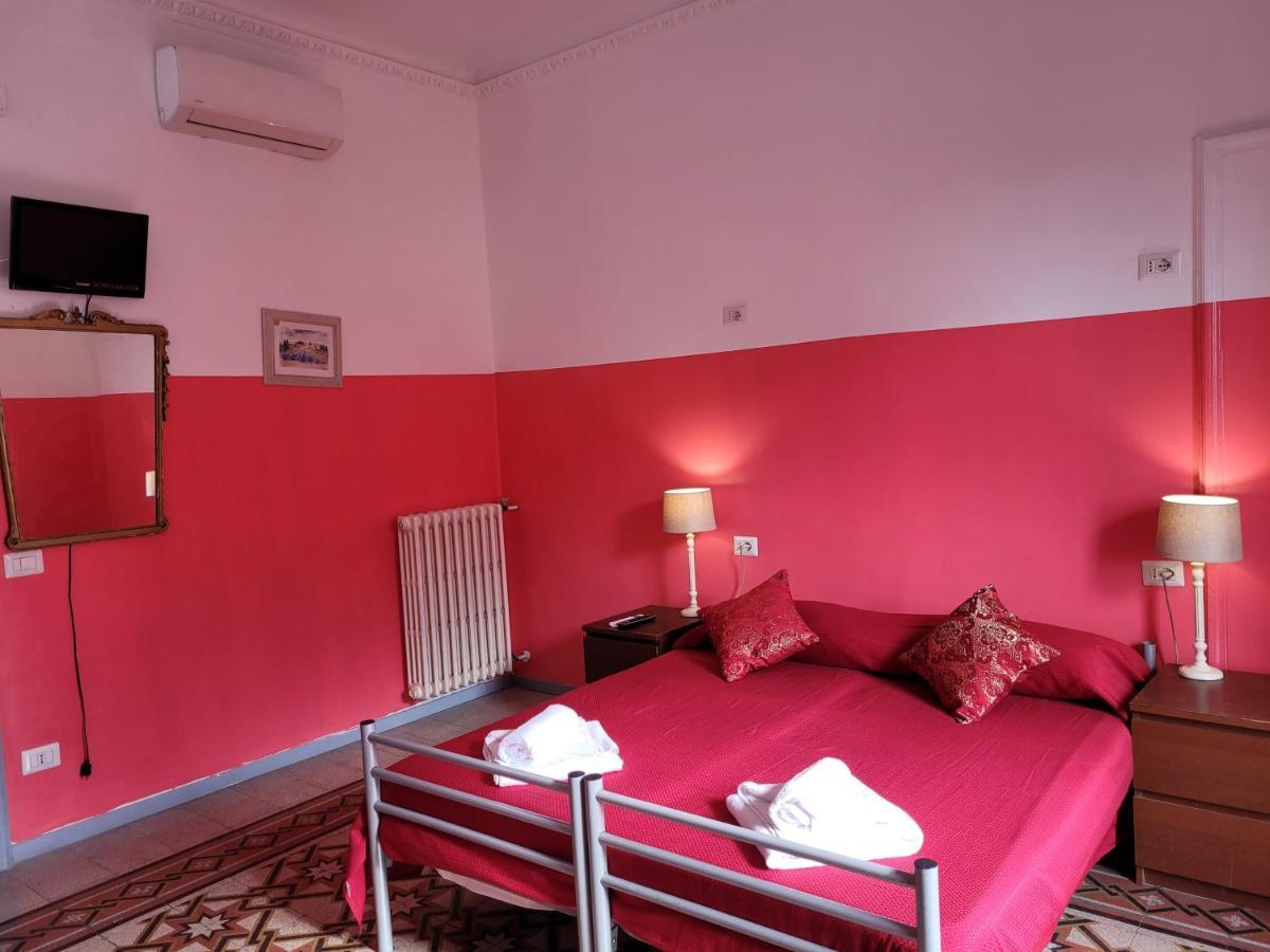 Relax On 247 Hostel โรม ภายนอก รูปภาพ