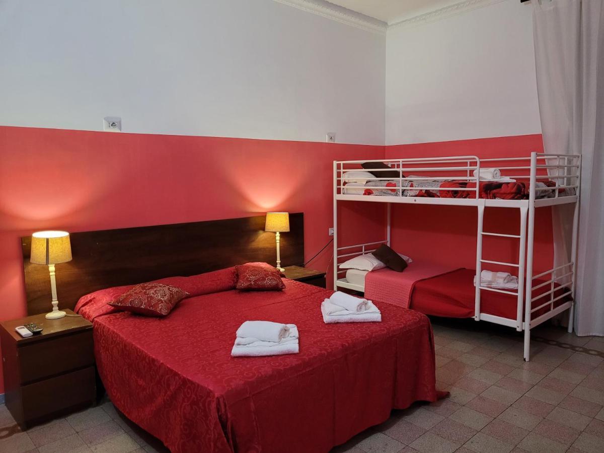 Relax On 247 Hostel โรม ภายนอก รูปภาพ
