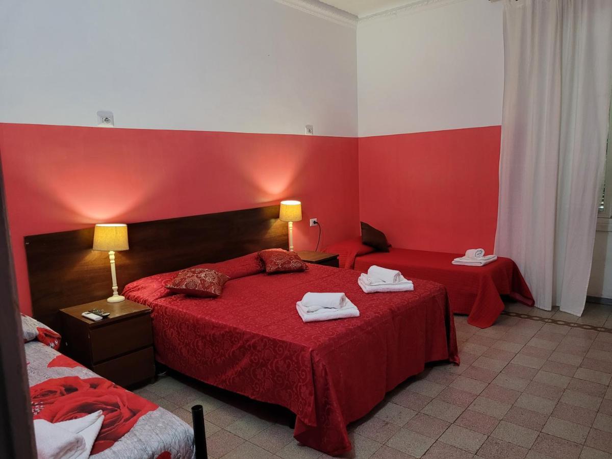 Relax On 247 Hostel โรม ภายนอก รูปภาพ