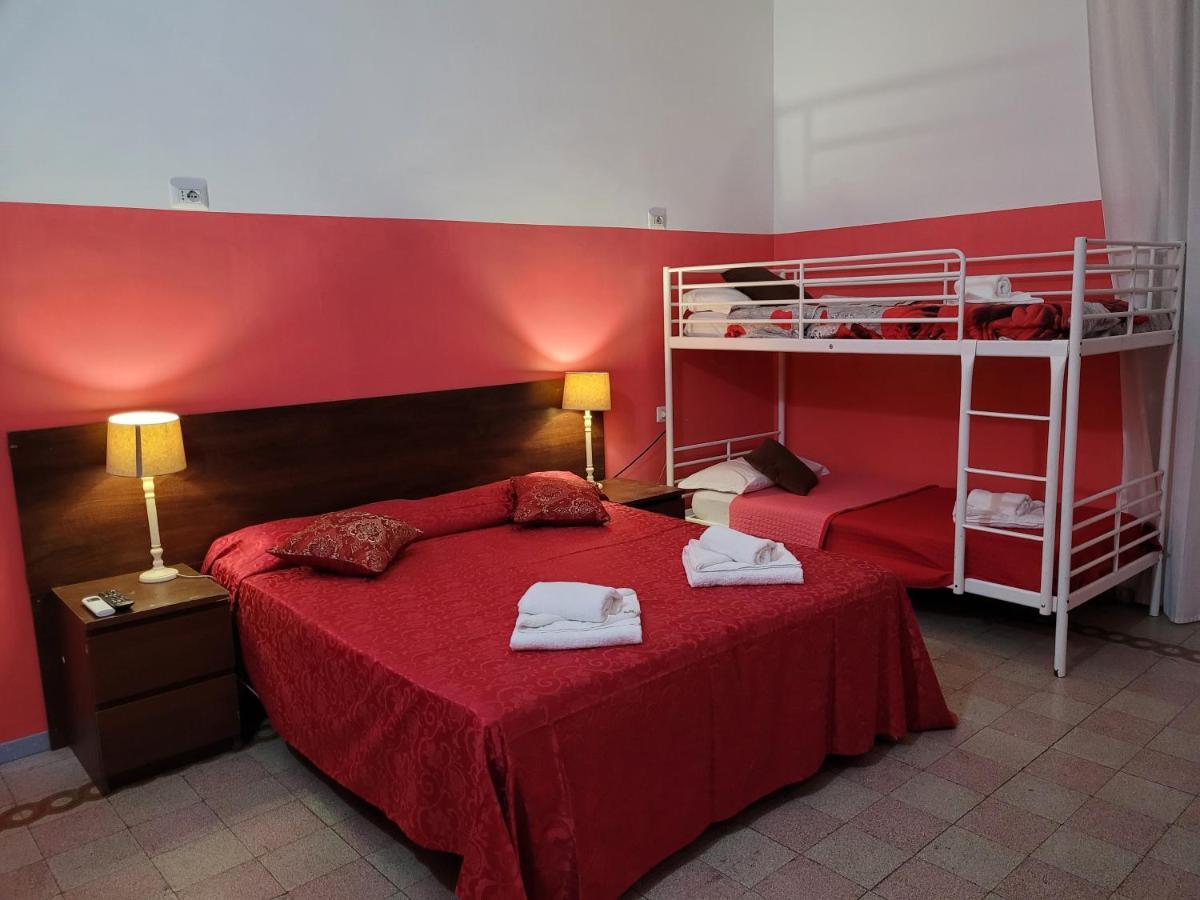 Relax On 247 Hostel โรม ภายนอก รูปภาพ