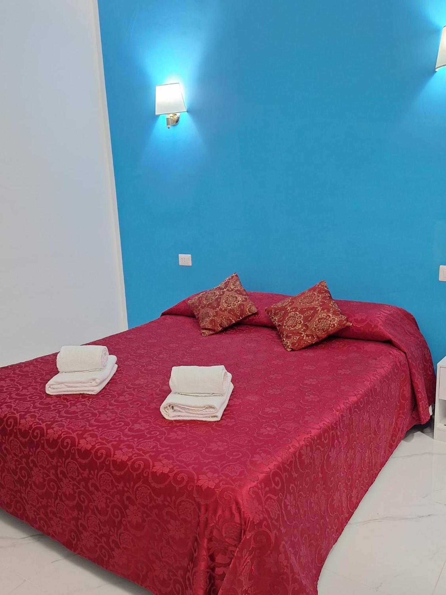 Relax On 247 Hostel โรม ภายนอก รูปภาพ